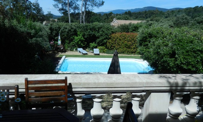 La Bastide-des-Jourdans Villa | Good equipment for this holiday home with heated pool in the Luberon