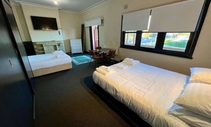 Goulburn Hotel | Gordon Hotel