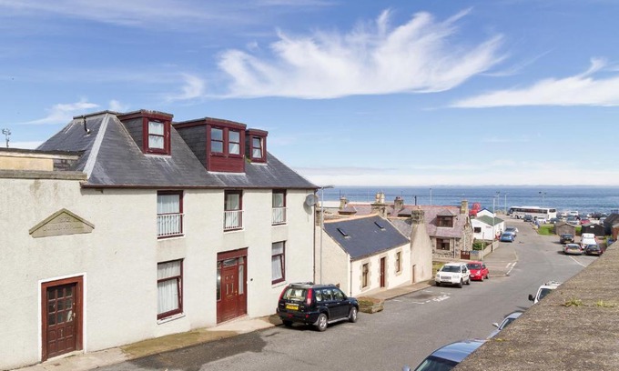 Macduff House | Gordons Hall - 27884