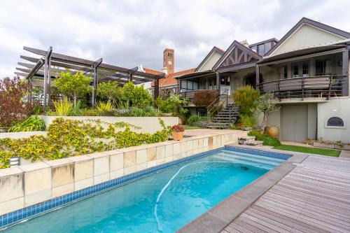 Green Point House | Gorgeous 3Bedroom Green Point Home