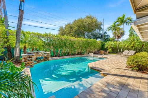 Lauderdale-by-the-Sea House | Gorgeous 3br2ba In Lbts- Walk To The Beach