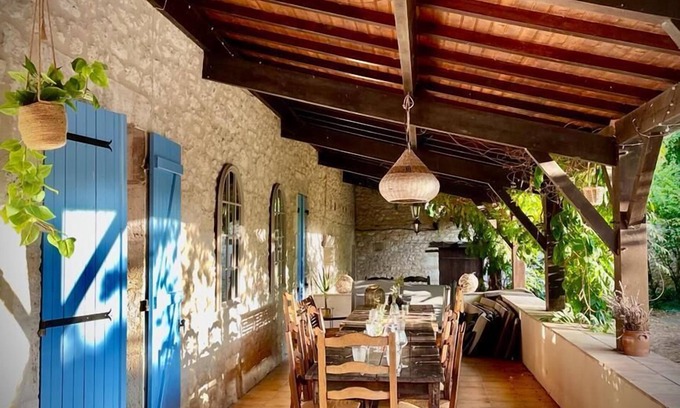 Eymet House | Gorgeous 5 Bed French Farmhouse