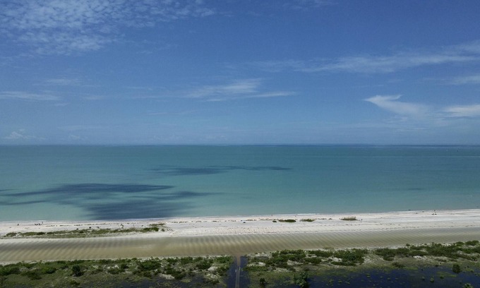 Sand Key Condo | Gorgeous beachfront studio penthouse!