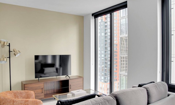 Downtown Seattle Apartment | Gorgeous First Hill 1BR w/Gym & Coworking, by Blueground