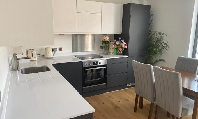 Northcote Apartment | Gorgeous Flat in London