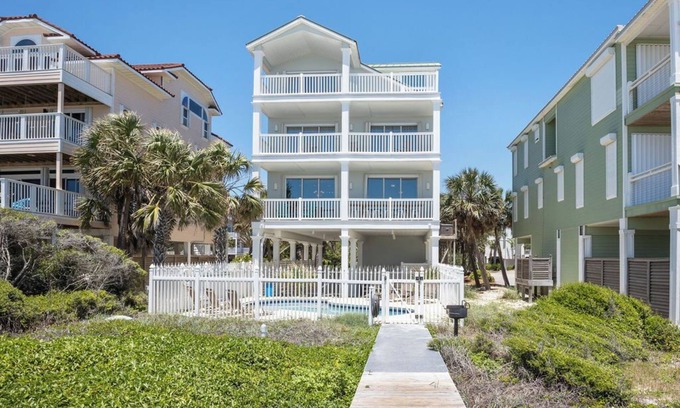 Plantation House | Gorgeous Gulf Front Home, 8 bed/7 bath, Pool, Elevator, and all the amenities!