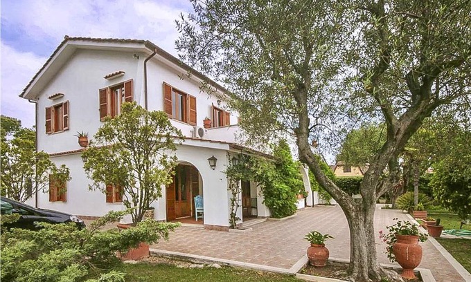 Tor San Lorenzo House | Gorgeous Home In Ardea With Wifi