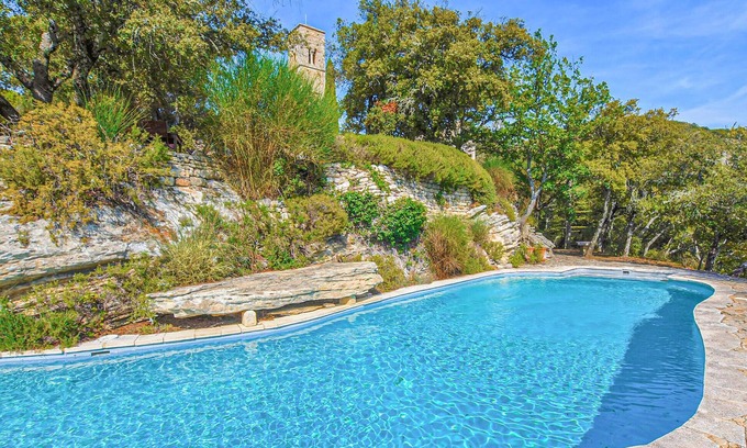 Bonnieux House | Gorgeous home in Bonnieux with sauna