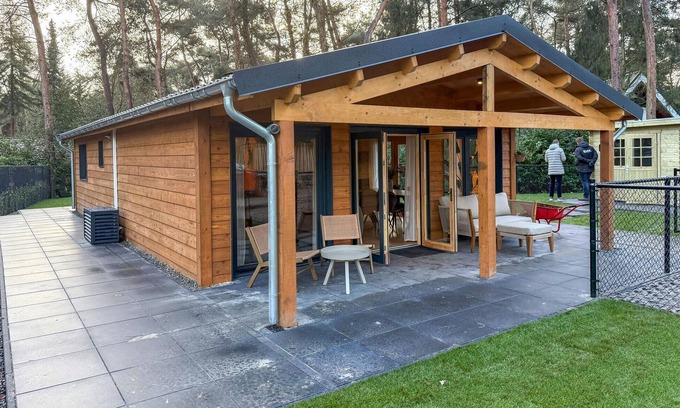 Langstraat House | Gorgeous home in Meijel with WiFi