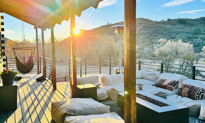 Cherry Cabin | Gorgeous Mountain View Cabin Retreat - Sleeps 14