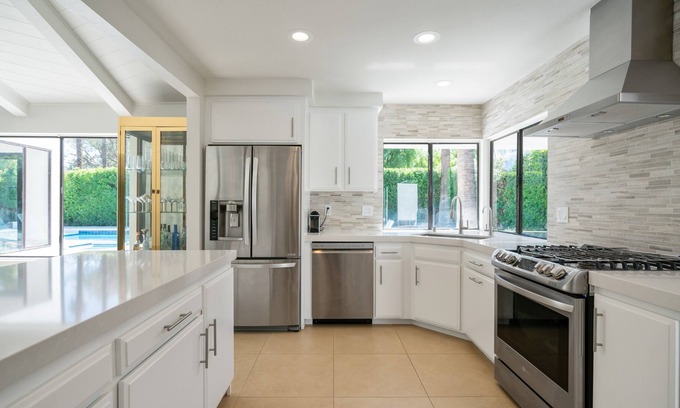 Araby House | Gorgeous Mountain View Home with Putting Green, Pool, Fire pit and an Orchard!