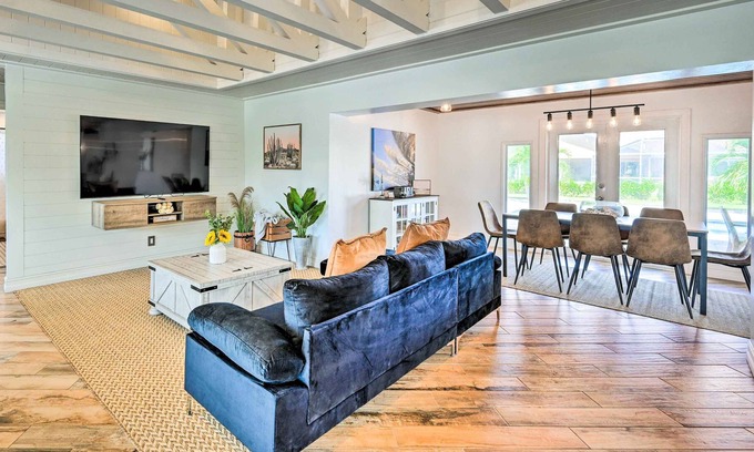 Willoughby Acres House | Gorgeous Naples Getaway w/Backyard Oasis!
