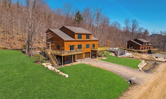 Lake Placid House | Gorgeous New Build | Whiteface Club & Resort!