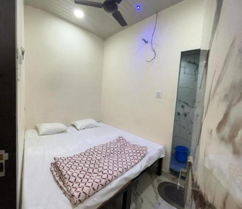 Ujjain Hotel | Goroomgo Hotel Winter Ujjain