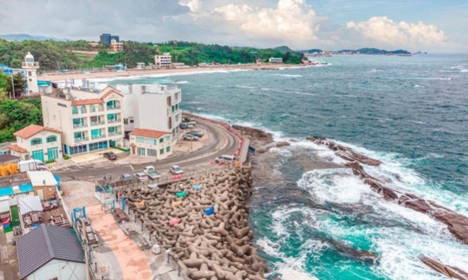 Sokcho House | Goseong Nerja Sol Pension