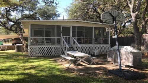 Kingsland House | Grace Cottage