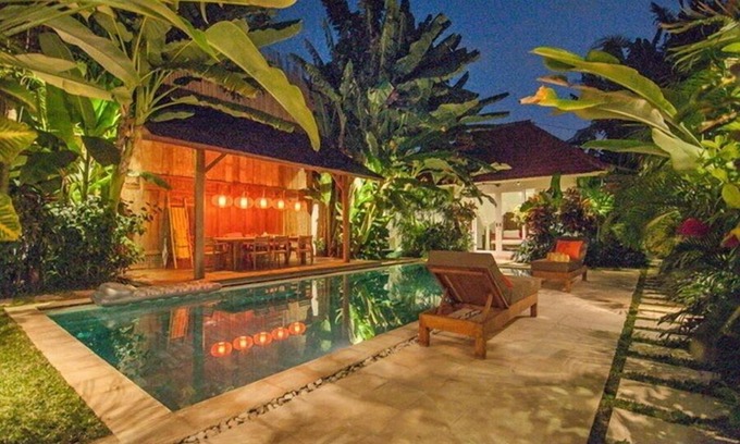 Berawa Villa | Graceful 3BR Villa, Canggu! Located Close To The Beach! W/Swimming Pool!