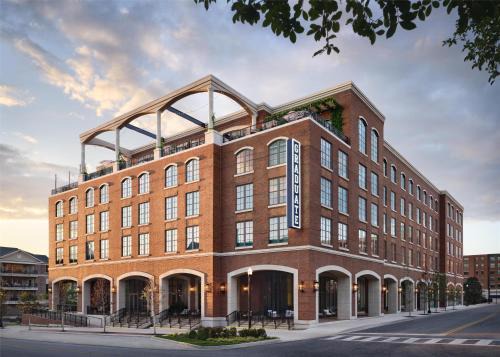 Auburn Hotel | Graduate by Hilton Auburn, AL