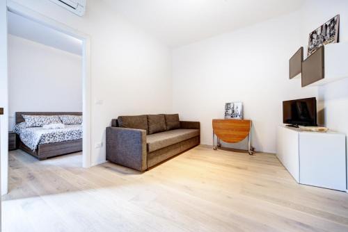 Historic Center Apartment | Gramsci 2 Apartment by Wonderful Italy
