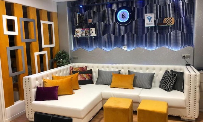 Lucena Apartment | GRAN CASTRAVINARIA