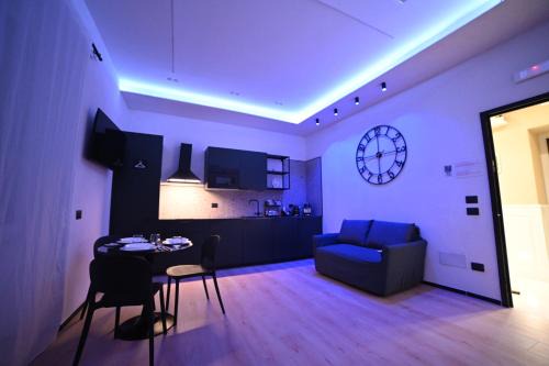 Brindisi Apartment | Gran Duca San Lorenzo Luxury House VICINO AEROPORTO DI BRINDISI check in H24