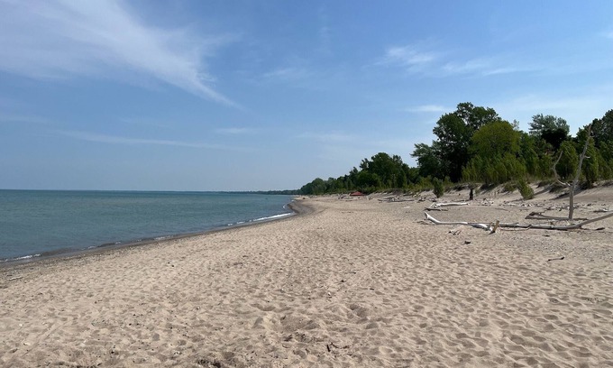 Grand Bend Cottage | Grand Bend Oakwood Park Cottage