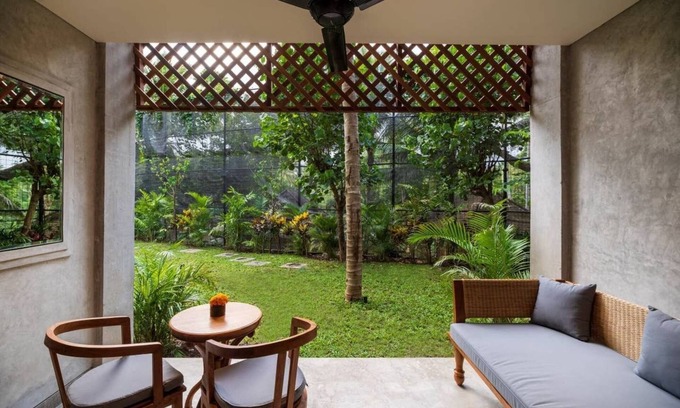 Ubud City-Centre Resort | Grand Deluxe Balcony with Garden view