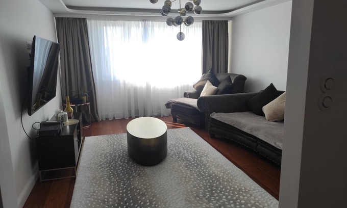 Neudorf South Apartment | Grand F2 Très Cosy . Situé à Neudorf, 10 Minutes du Centre Ville de Strasbourg