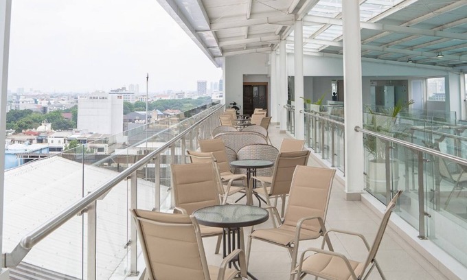 Gambir Hotel | Grand G7 Pasar baru