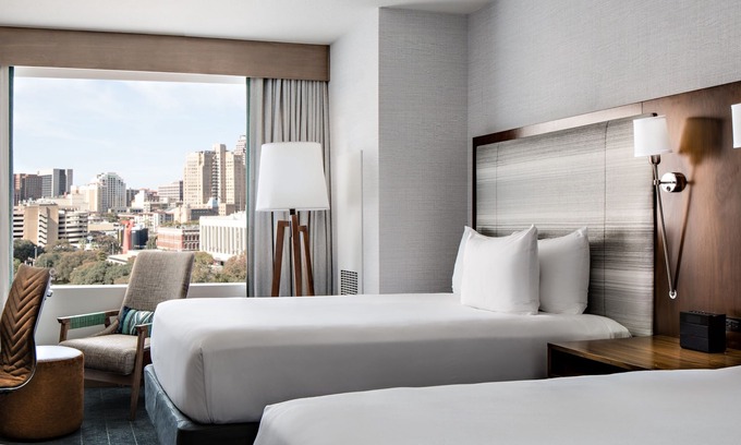 Downtown San Antonio Hotel | Grand Hyatt San Antonio River Walk