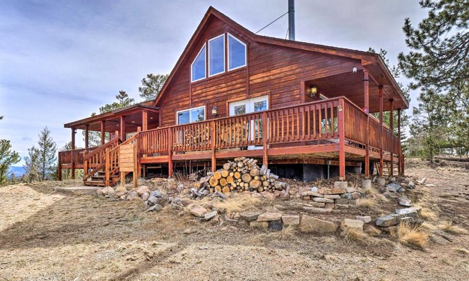 Como House | Grand Jefferson Home with Stunning Mtn Views!