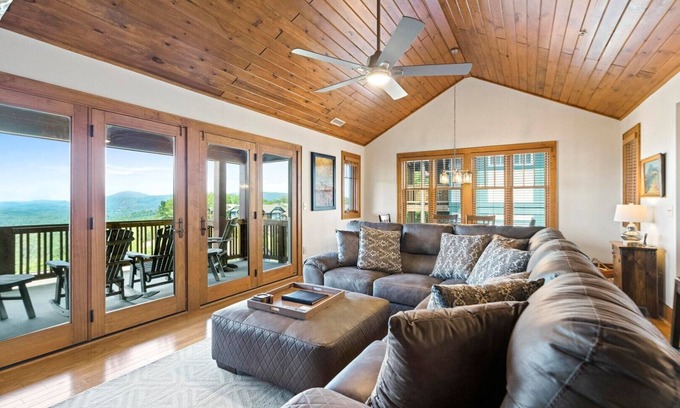 Banner Elk Condo | Grand Oaks RL6 -Mountain Views, Gated Resort, Indoor/Outdoor Pools and Hot Tub, Fitness Area, Fis.