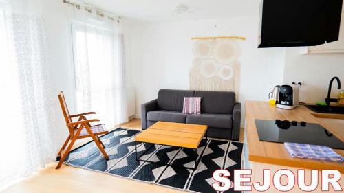 Champeval Apartment | Grand T2 neuf 2023 avec parking - 5 min du métro