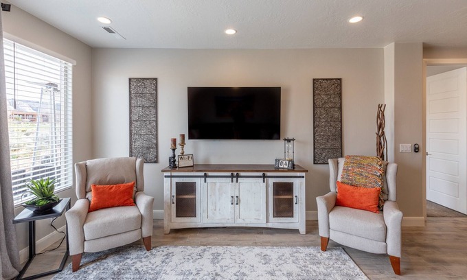 St. George Villa | Grand View Getaway at The Ledges *Resort Amenities Included!*