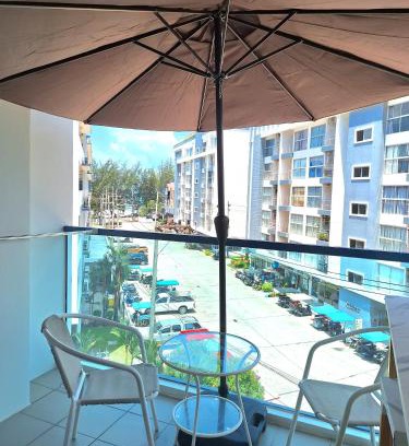 Kram Apartment | Grandblue 411 by malai