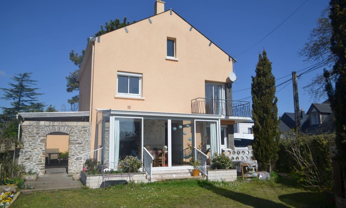 Saint-Marc-sur-Mer House | Grande Maison Familiale à 300 m de la Plage