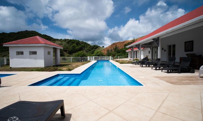 Terre-de-Haut Villa | Grande villa avec piscine et jacuzzi, vue mer splendide, proche des plages de Grand Anse et de l'Anse Rodrigue, très calme, sans vis-à-vis