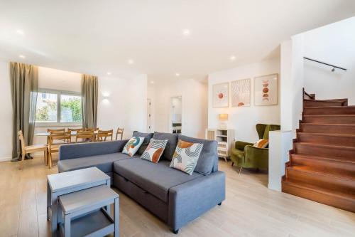 Castelo House | Grandma's Beach Villa