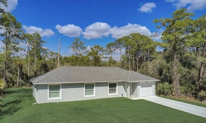 Port Charlotte House | Grate Escape