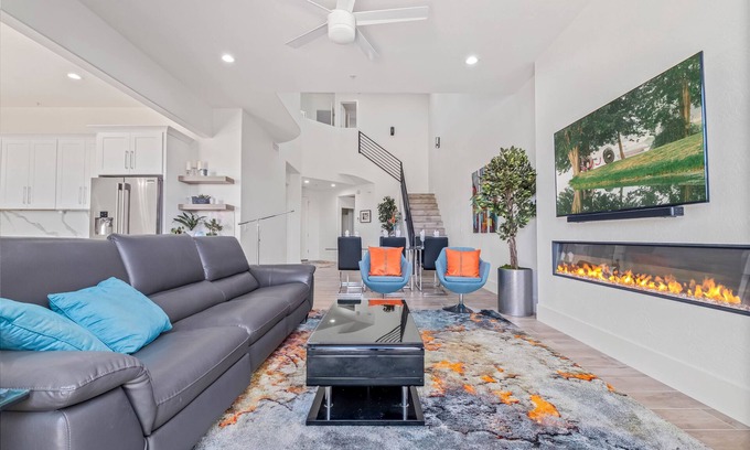 Talon Retreat House | Grayhawk Fairway Four - 5 minutes to the 101