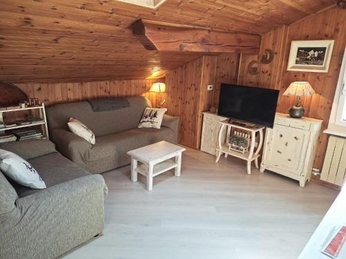 Porossan Apartment | Graziosa mansarda rustica - CIR VDA 0038