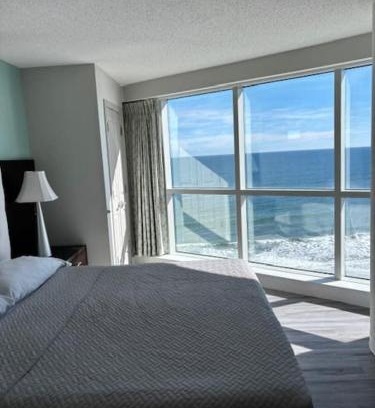 Downtown Myrtle Beach House | Great 2 Bedroom - Oceans One 1008