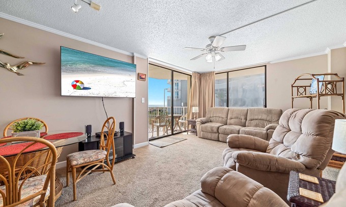 Gulf Shores Condo | GREAT BEACH VIEWS, SUPER LOCATION, GREAT FOR FAMILY!