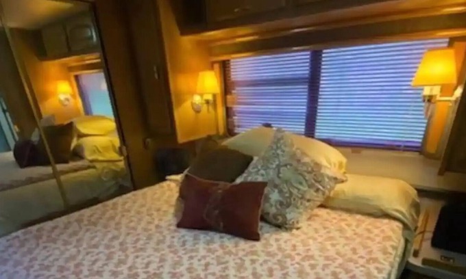 Los Gatos House | Great little RV nothing fancy comfy bed