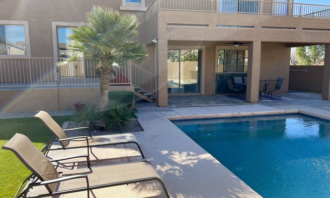 Rovey Farm Estates House | Great Location and Spacious Home