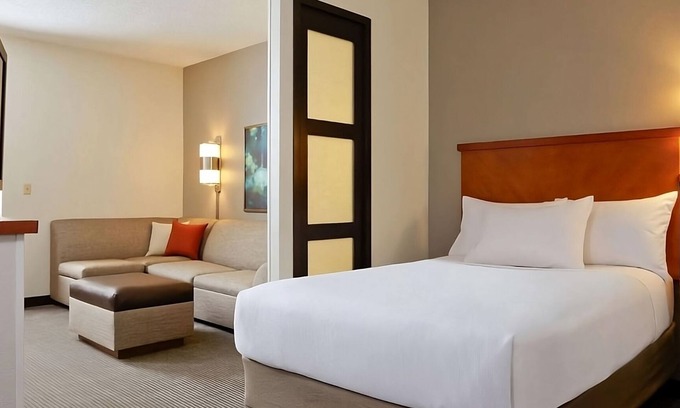 Gwinnett Place Apartment | Great Relaxing Overnight Stay! 4 Comfortable Units! Near McDaniel Farm Park!