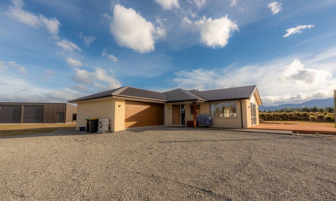 Twizel House | Great Sky Stay - FREE WIFI