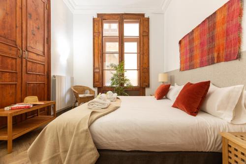 Gothic Quarter Apartment | GREAT SPACIOUS APARTMENT IN THE GOTHIC QUARTER