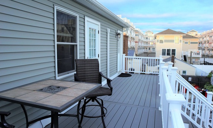 Seaside Heights Apartment | Great Winter Rental pricing: 2-bedroom, 2-bathrm