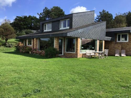 Pourville-sur-Mer House | Green Beach